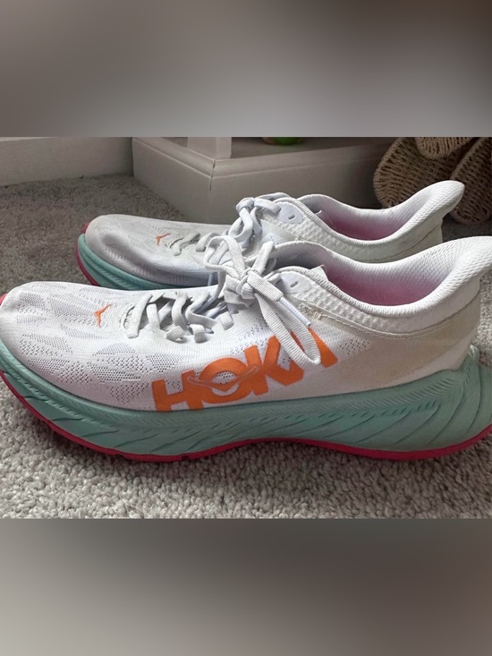 Hoka Shoes - HOKA ONE ONE Carbon X 2 running shoes in the White Blazing Orange colorway